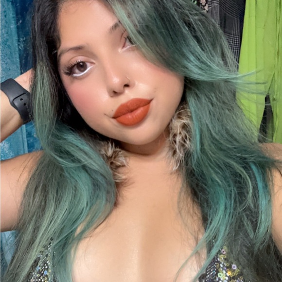 Meet your posher ;p - Picture 1 of 4